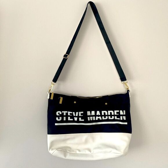 Steve Madden XL Sports / Travel 2 ways bag Black & White NWOT - Picture 2 of 13
